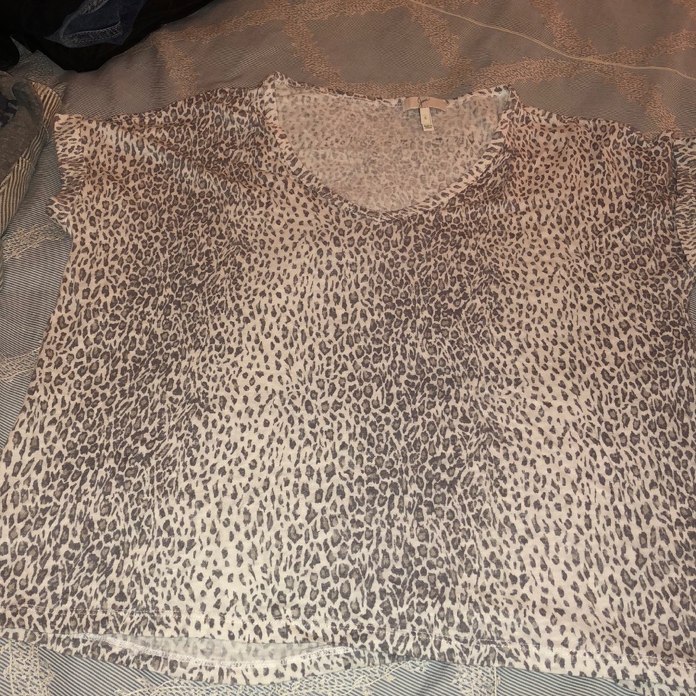 Joie cotton grey and white leopard t shirt